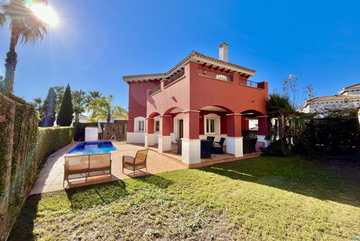 Private swimming pool and garden with golf views at Mar Menor Golf Resort villa by Levante Properties