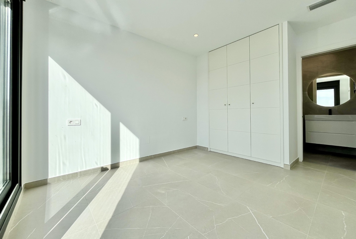 Bedroom in a luxury villa at Santa Rosalía by Levante Properties