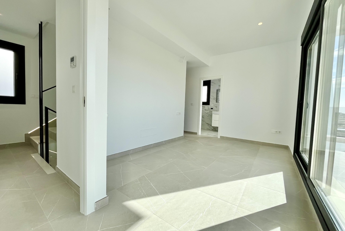 Bedroom in a luxury villa at Santa Rosalía by Levante Properties