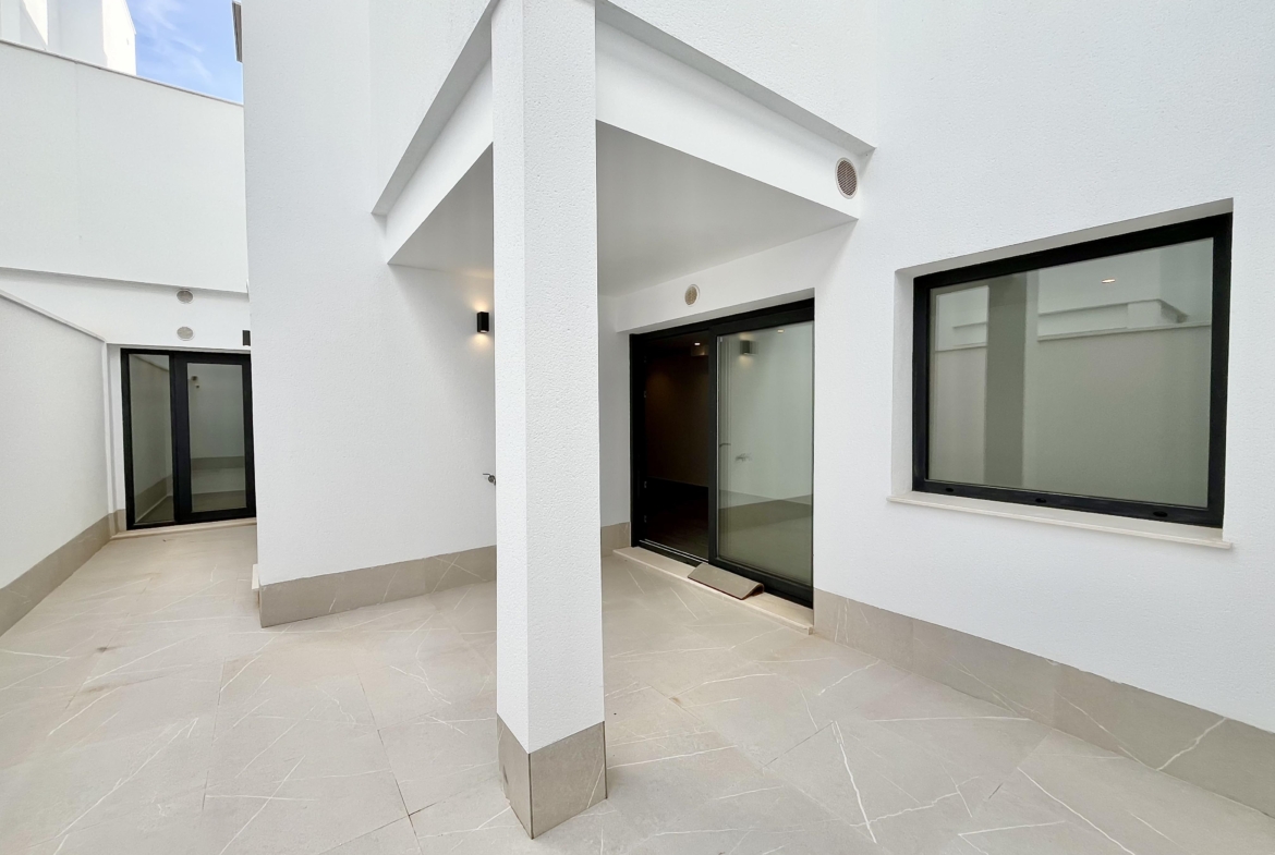 Modern villa with private pool and landscaped garden in Santa Rosalía Lake & Life Resort by Levante Properties