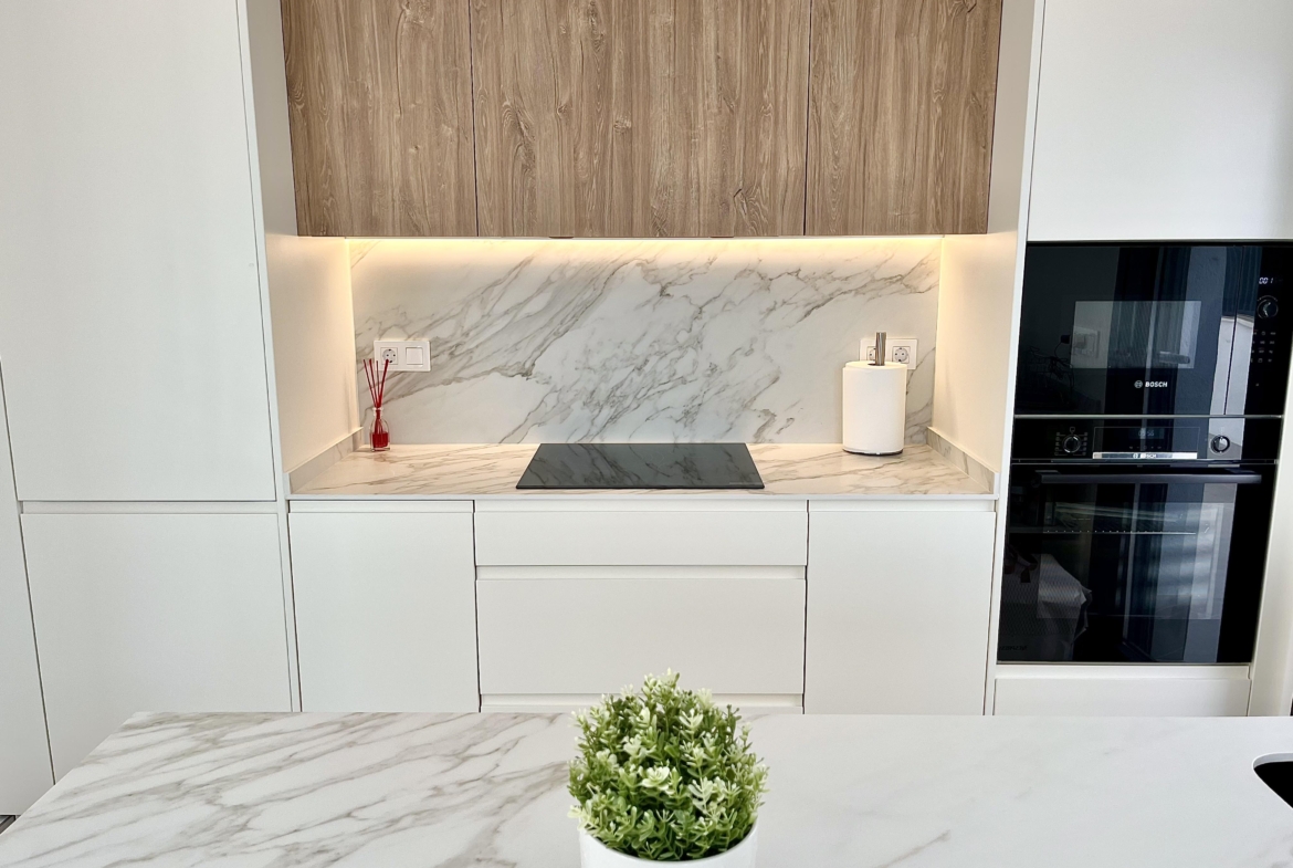 Open-plan kitchen and dining area in Villa Grosa, Santa Rosalía, by Levante Properties