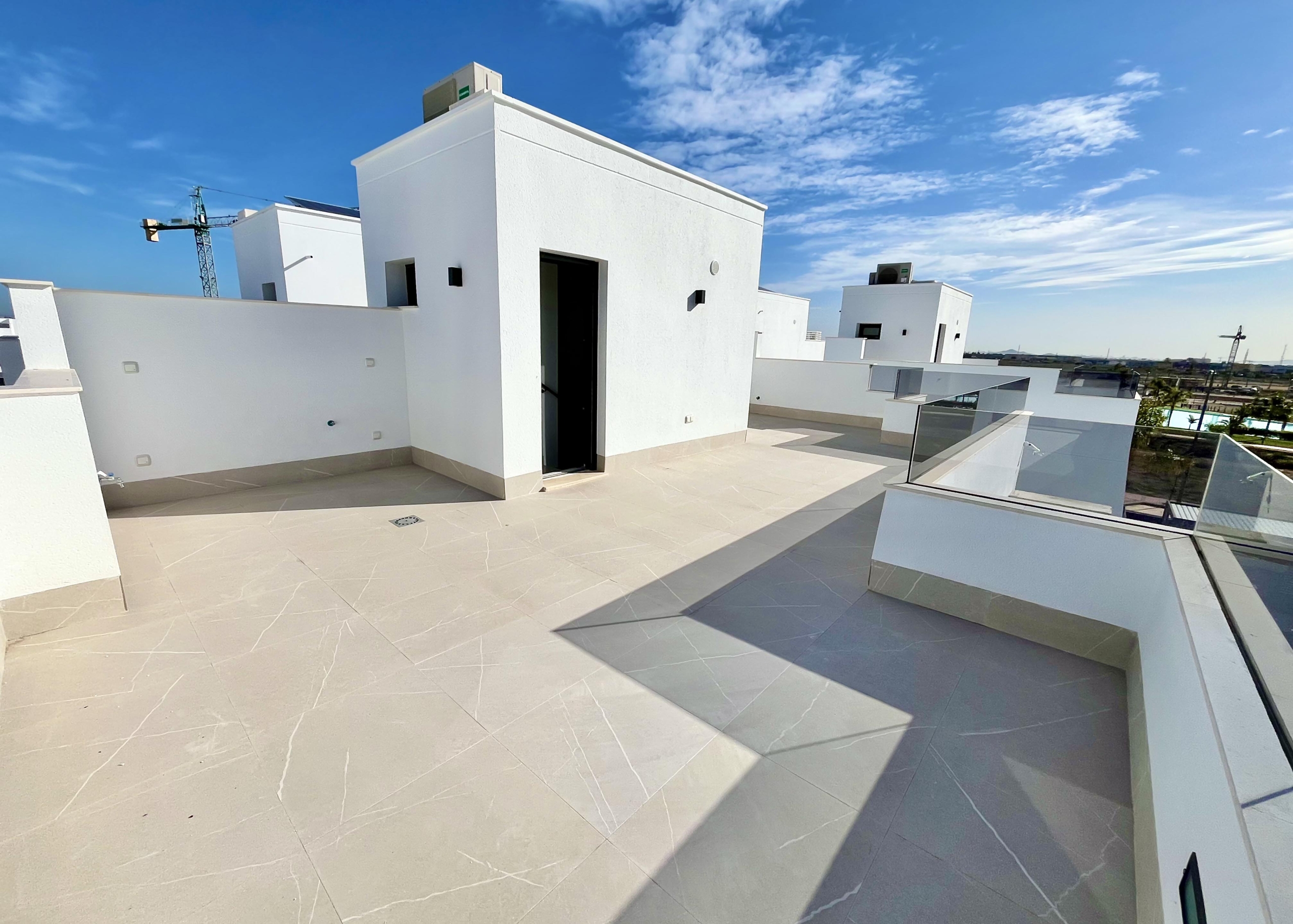 Rooftop solarium with panoramic lake views at Villa Grosa, Santa Rosalía, Levante Properties