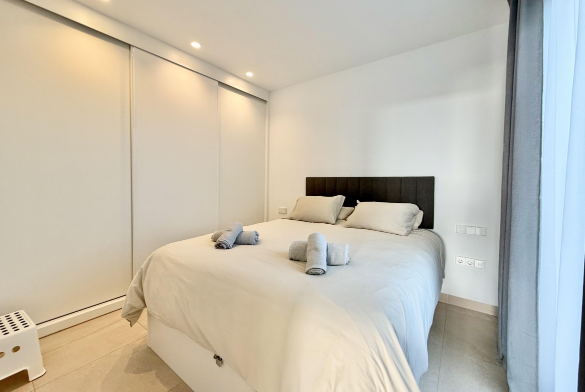 Double bedroom with fitted wardrobes in Lavanda villa Santa Rosalia by Levante Properties