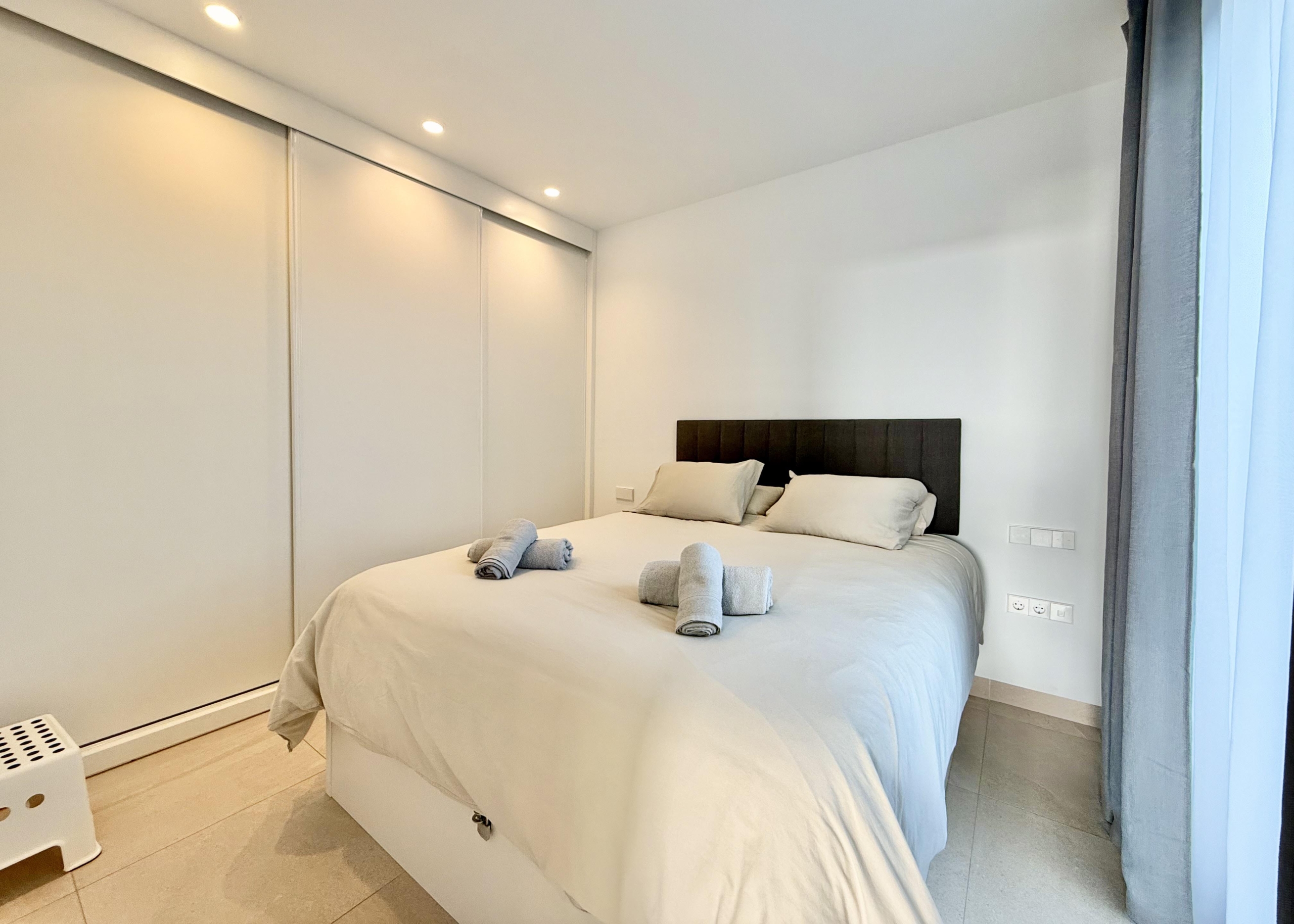 Double bedroom with fitted wardrobes in Lavanda villa Santa Rosalia by Levante Properties