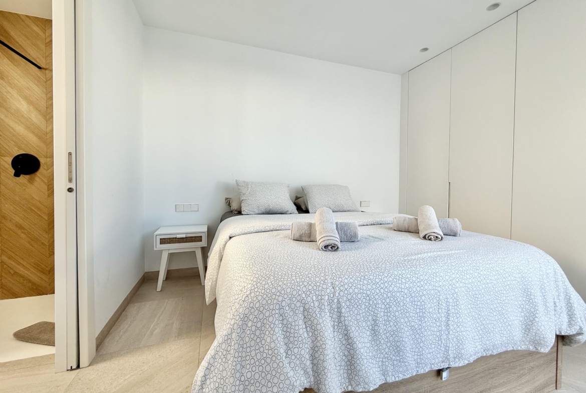 Double bedroom with fitted wardrobes in Lavanda villa Santa Rosalia by Levante Properties