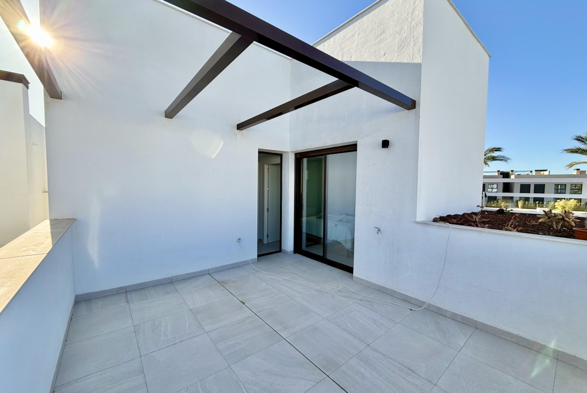 West-facing terrace of Lavanda villa at Santa Rosalia by Levante Properties