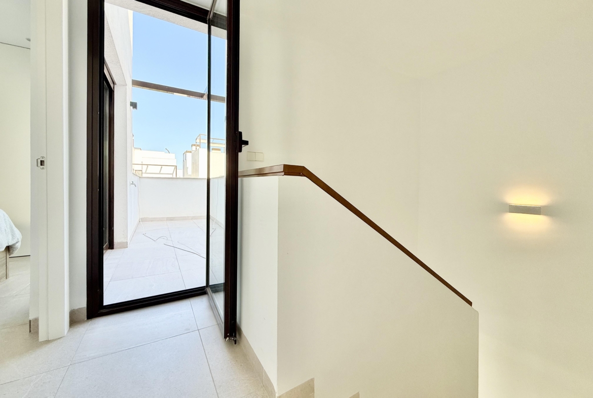 West-facing terrace of Lavanda villa at Santa Rosalia by Levante Properties