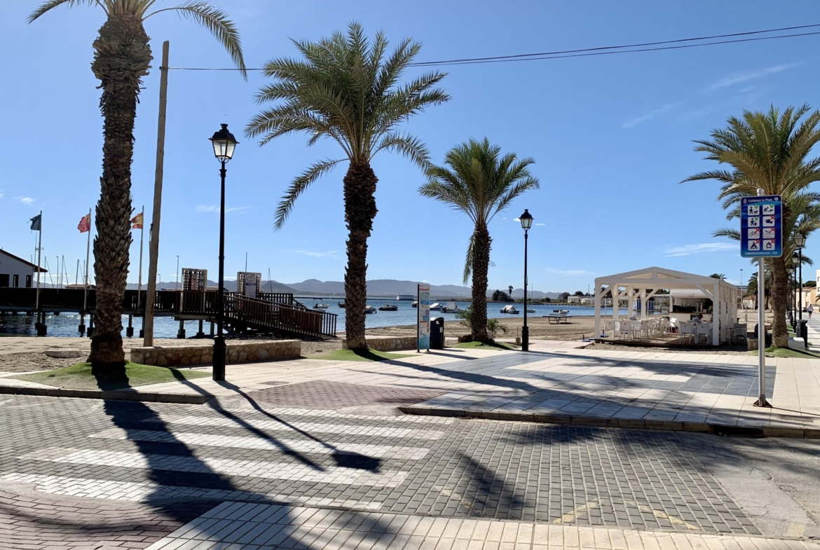 Outdoor café near Los Alcázares beach