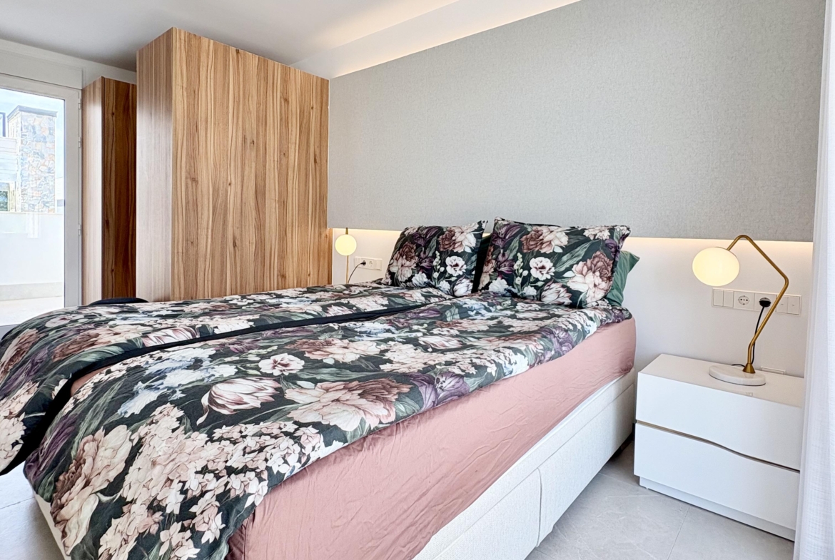 Modern bedroom in Villa Almendro at Santa Rosalía Lake & Life Resort by Levante Properties