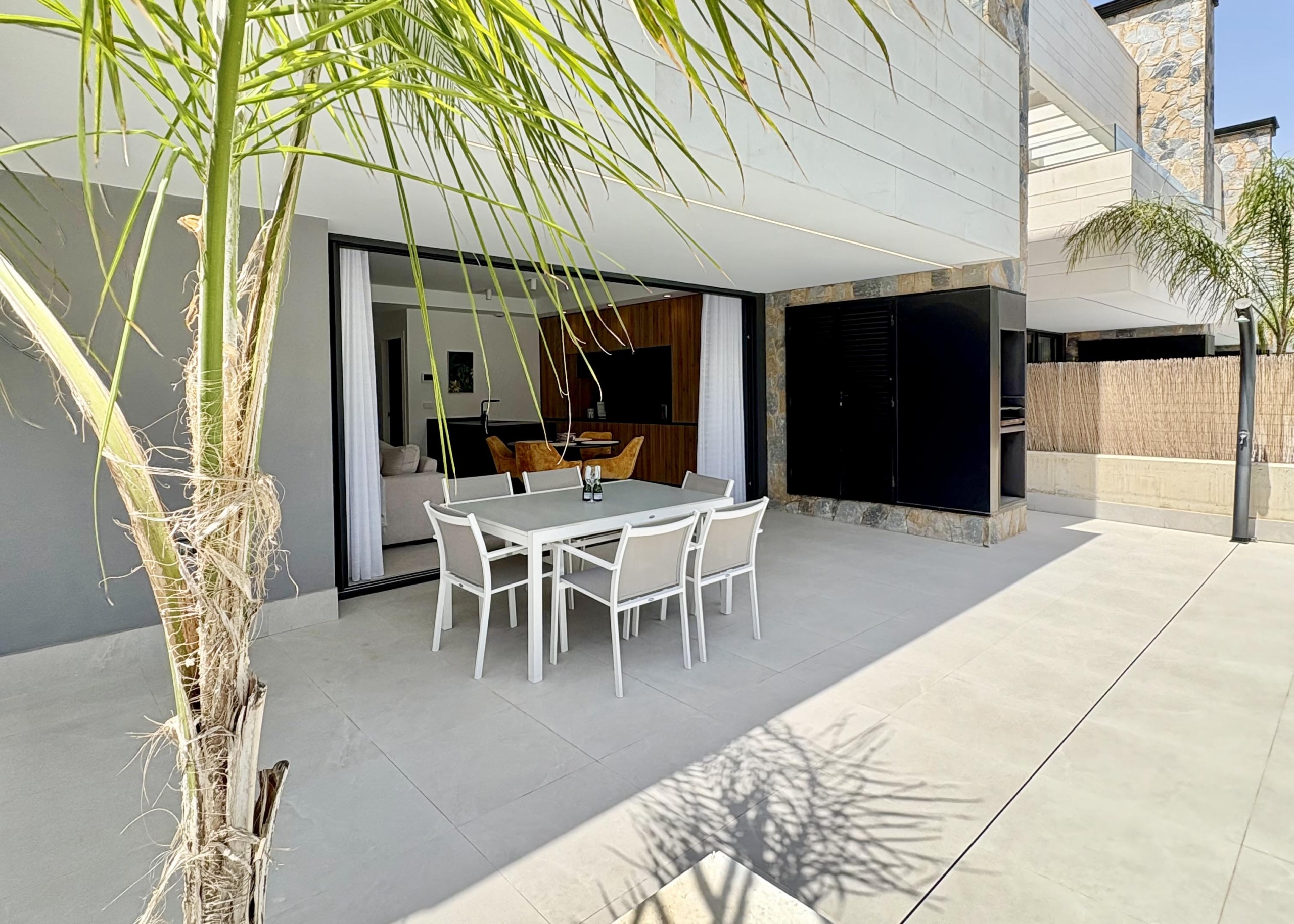 Modern patio area at Villa Almendro in Santa Rosalía Lake & Life Resort by Levante Properties