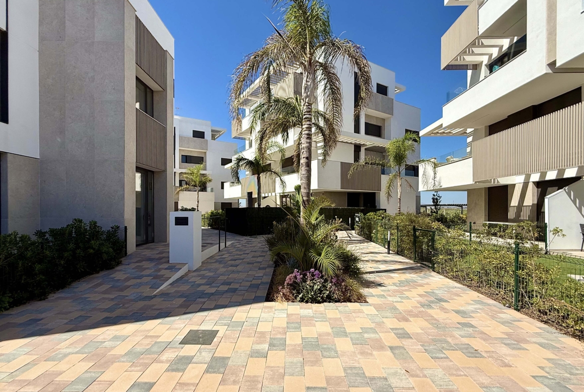 Exterior of Mirador apartment building in Santa Rosalía Lake & Life Resort