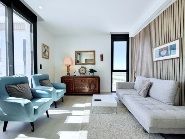 Stylish 2-Bed Apartment for Sale, Santa Rosalía Lake & Life Resort