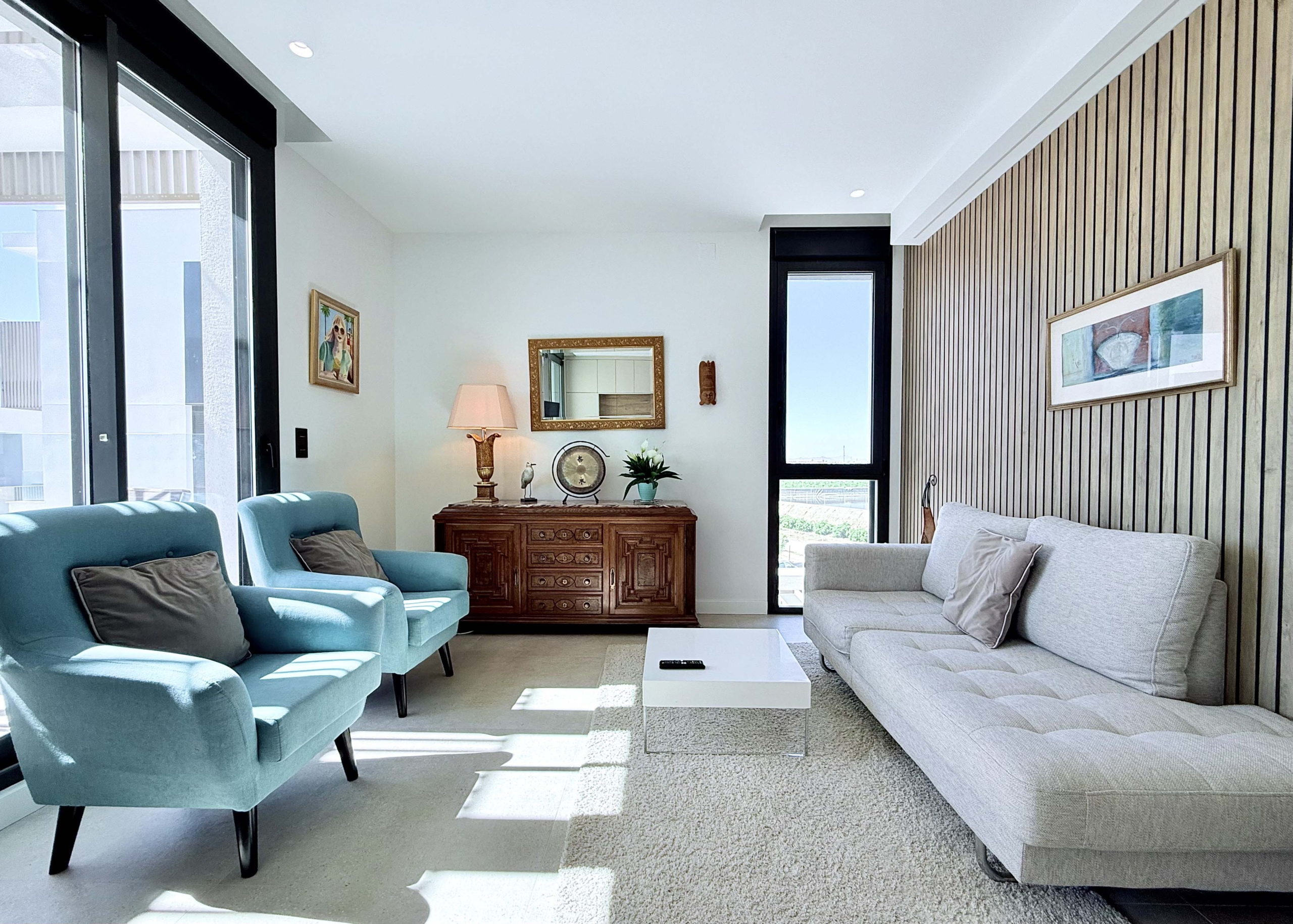 Stylish 2-Bed Apartment for Sale, Santa Rosalía Lake & Life Resort
