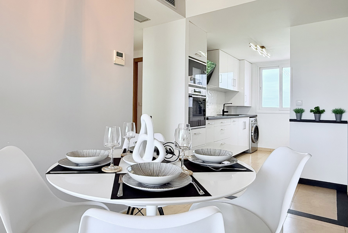 Contemporary living room in Mar Menor Golf Resort penthouse with terrace access