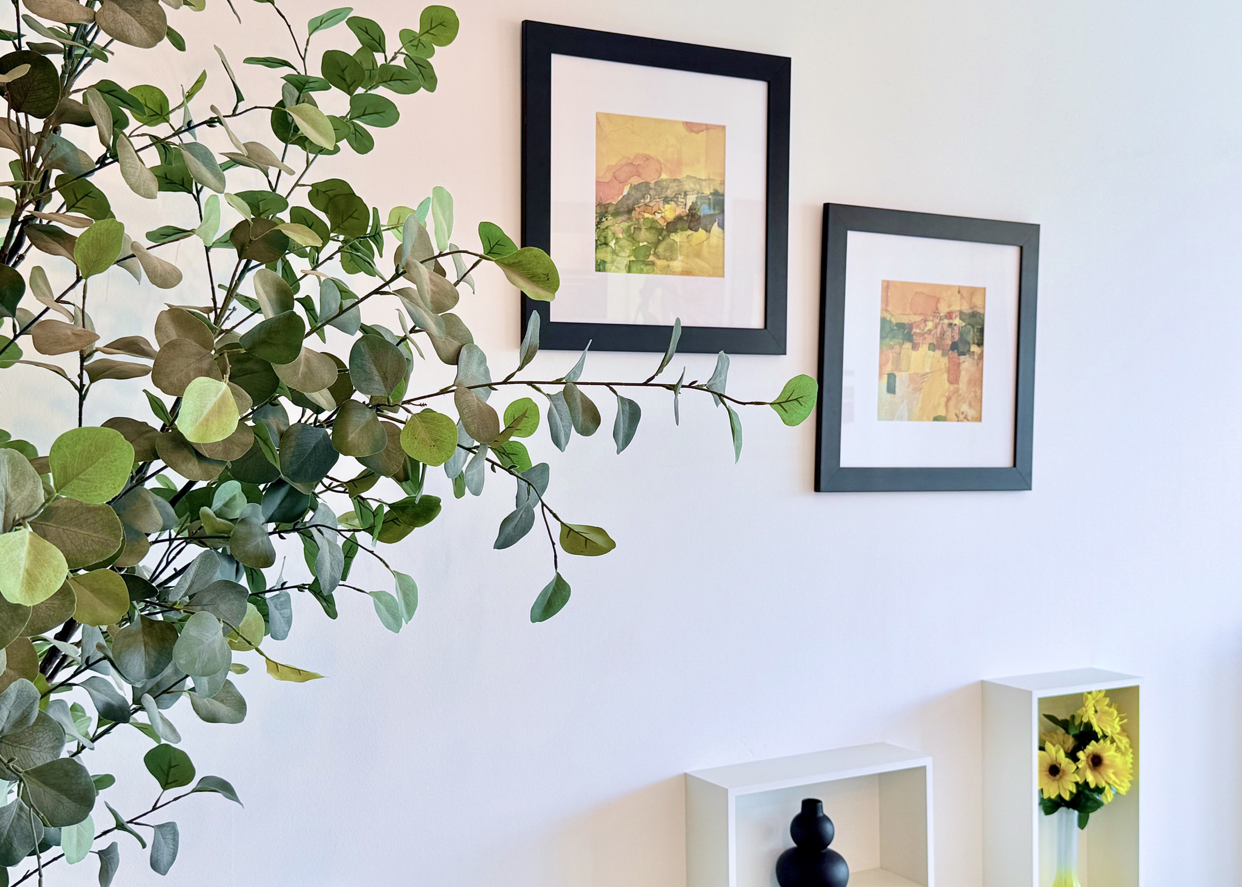 Contemporary living room in Mar Menor Golf Resort penthouse with terrace access