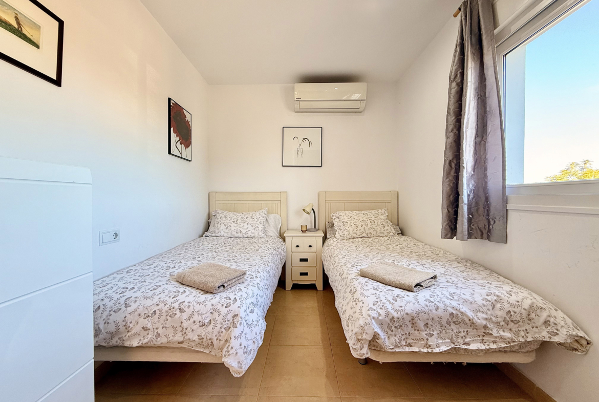 Second double bedroom in Albor apartment at Mar Menor Golf Resort