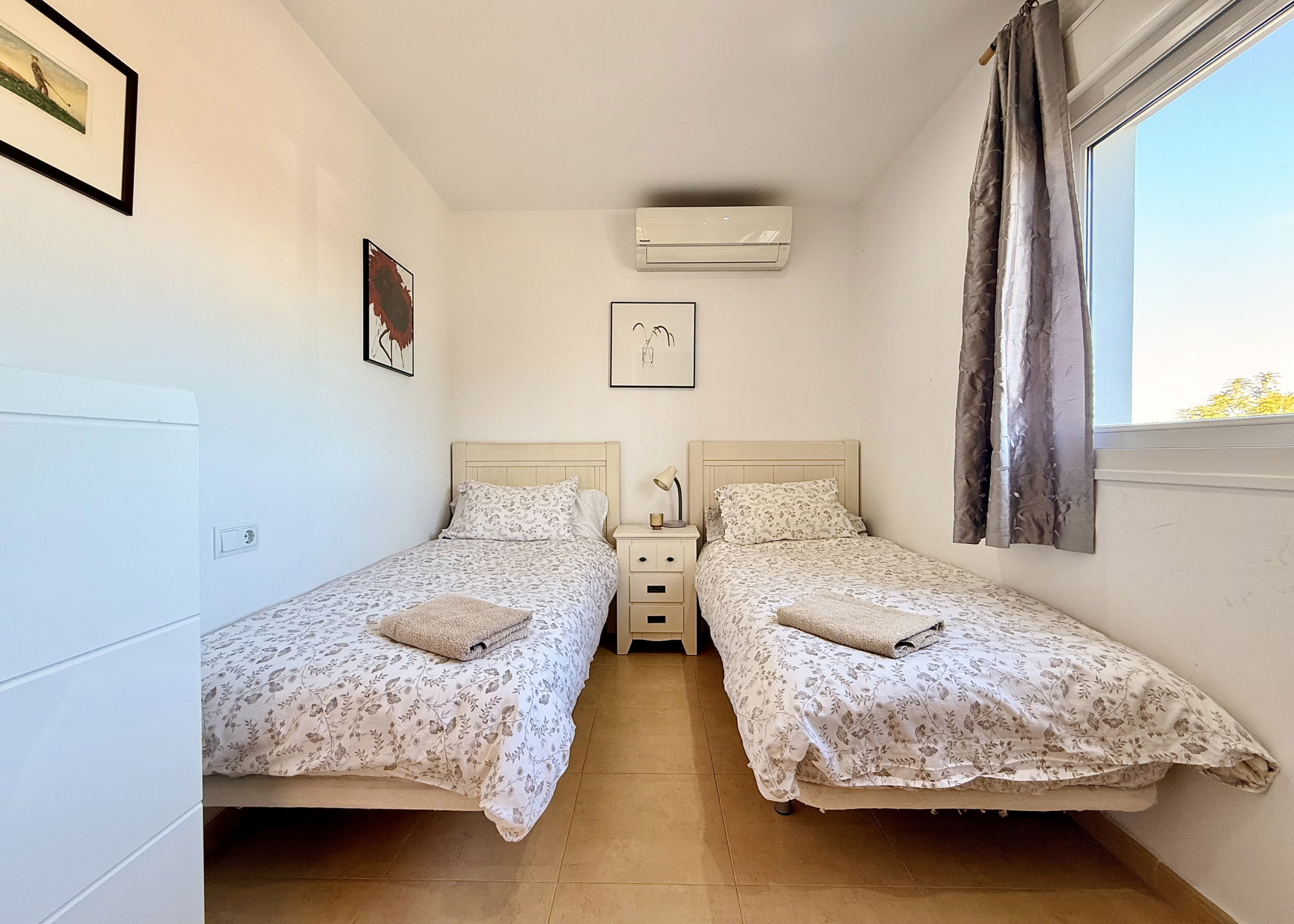 Second double bedroom in Albor apartment at Mar Menor Golf Resort