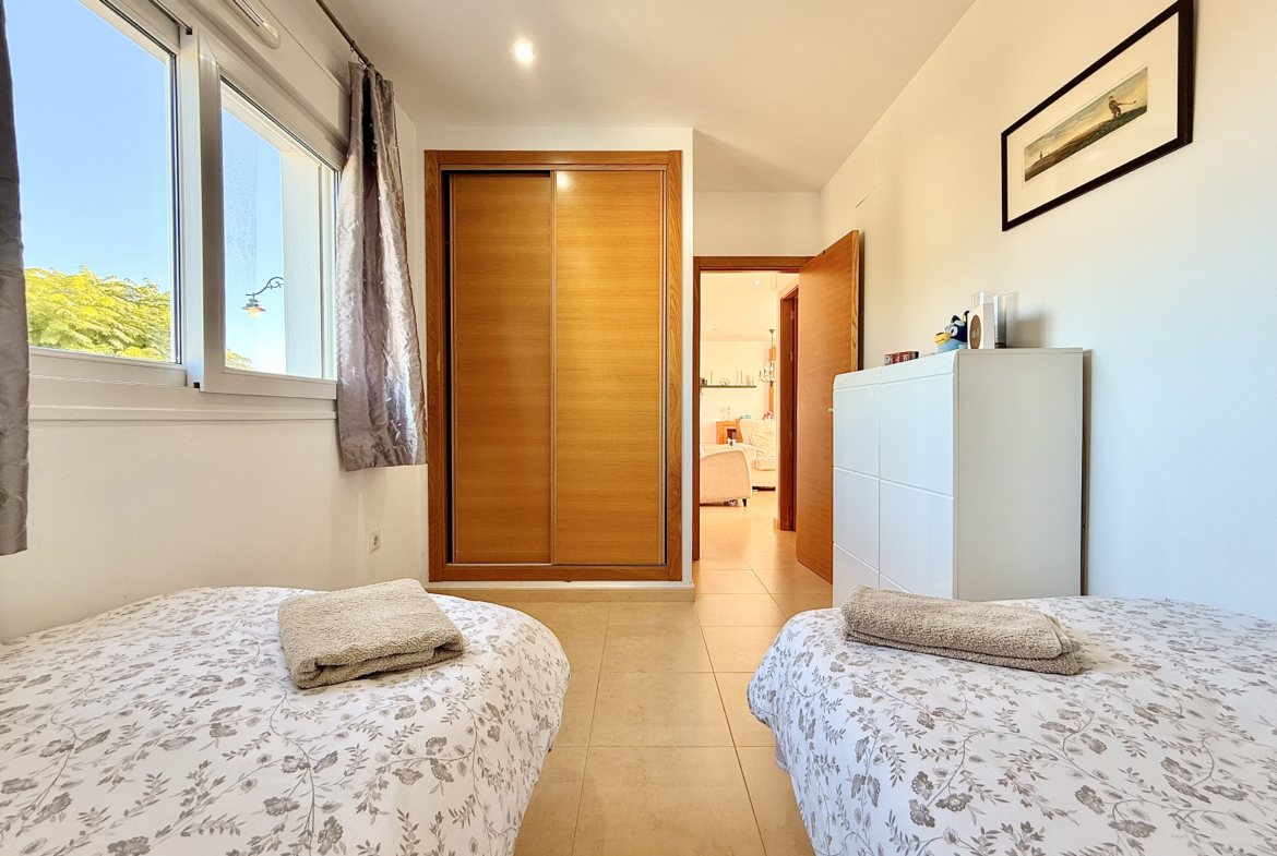 Second double bedroom in Albor apartment at Mar Menor Golf Resort