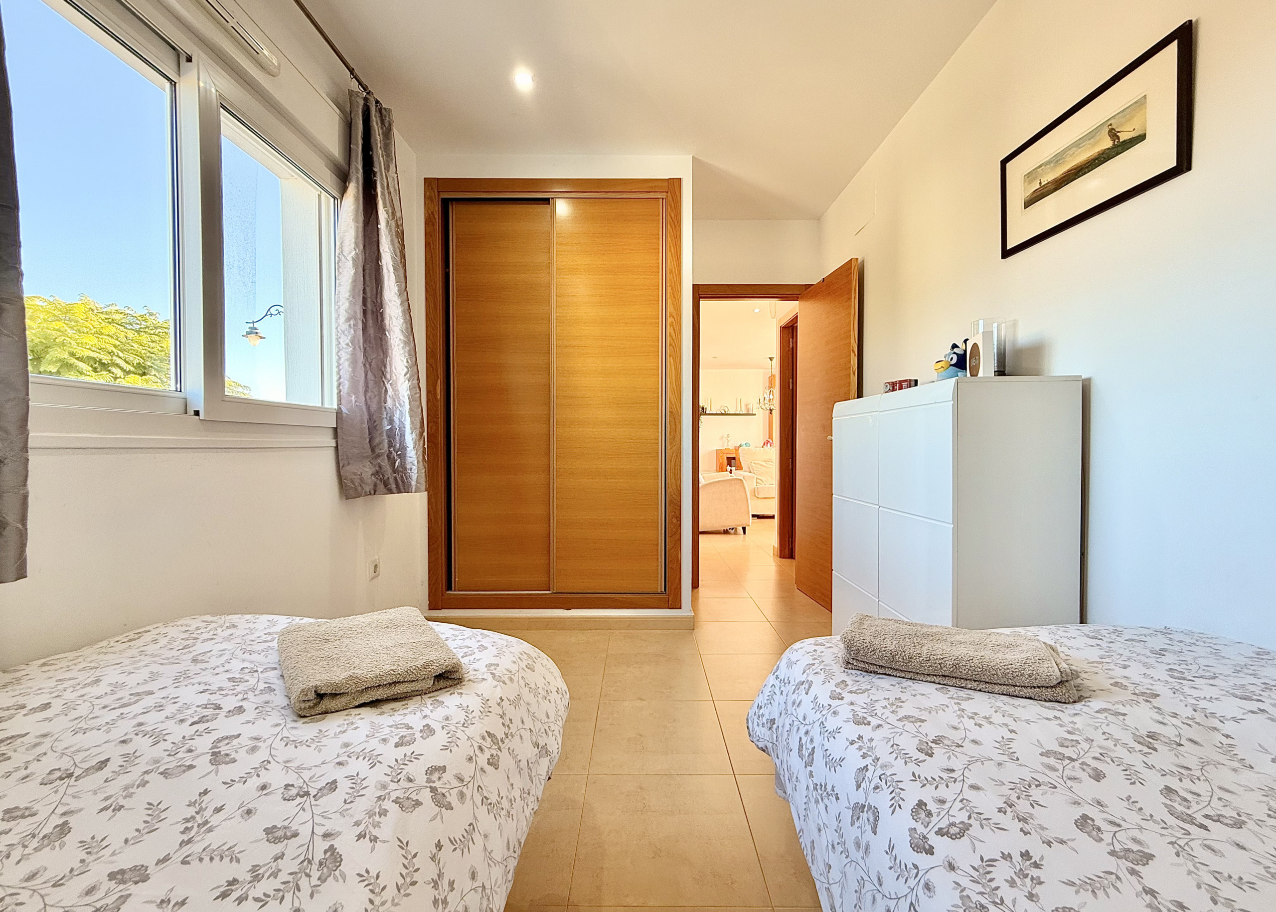 Second double bedroom in Albor apartment at Mar Menor Golf Resort