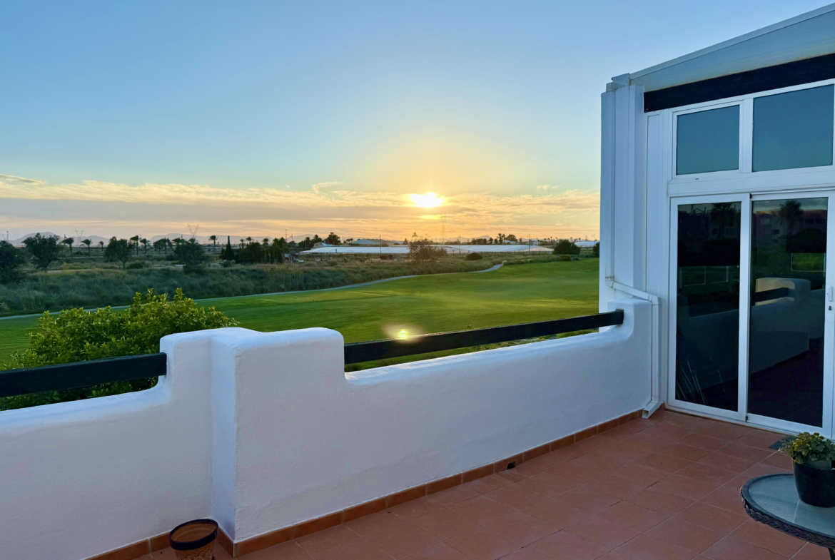Albor apartment for sale, South-facing terrace with golf course views at Mar Menor Golf Resort