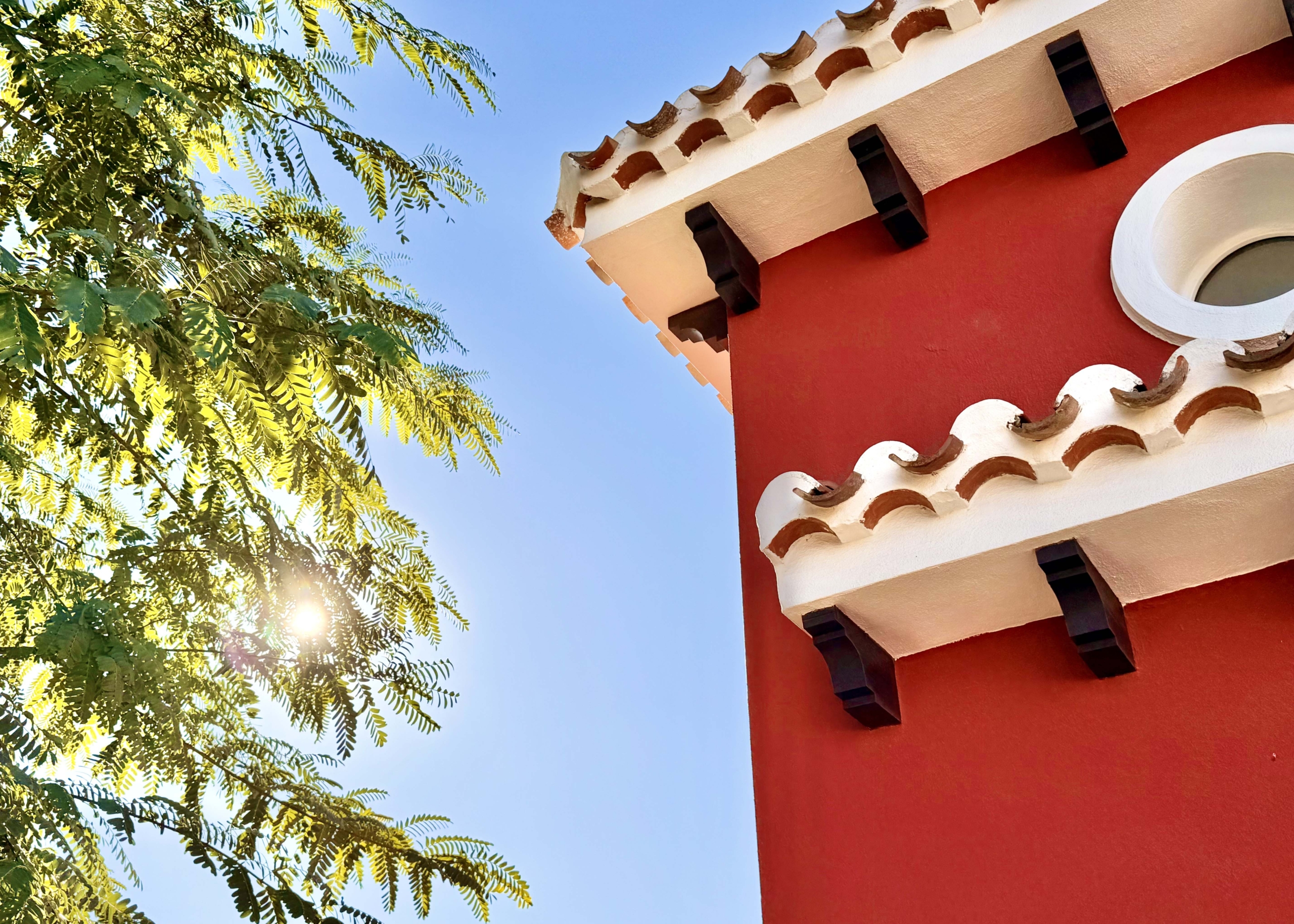 Front view of the Isla Grosa villa on a corner plot at Mar Menor Golf Resort.