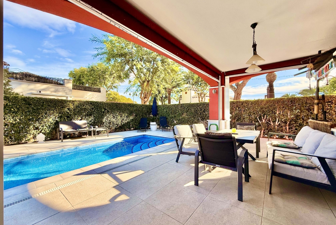 Rear covered terrace offering shaded afternoon space at the Isla Grosa villa on Mar Menor Golf Resort.