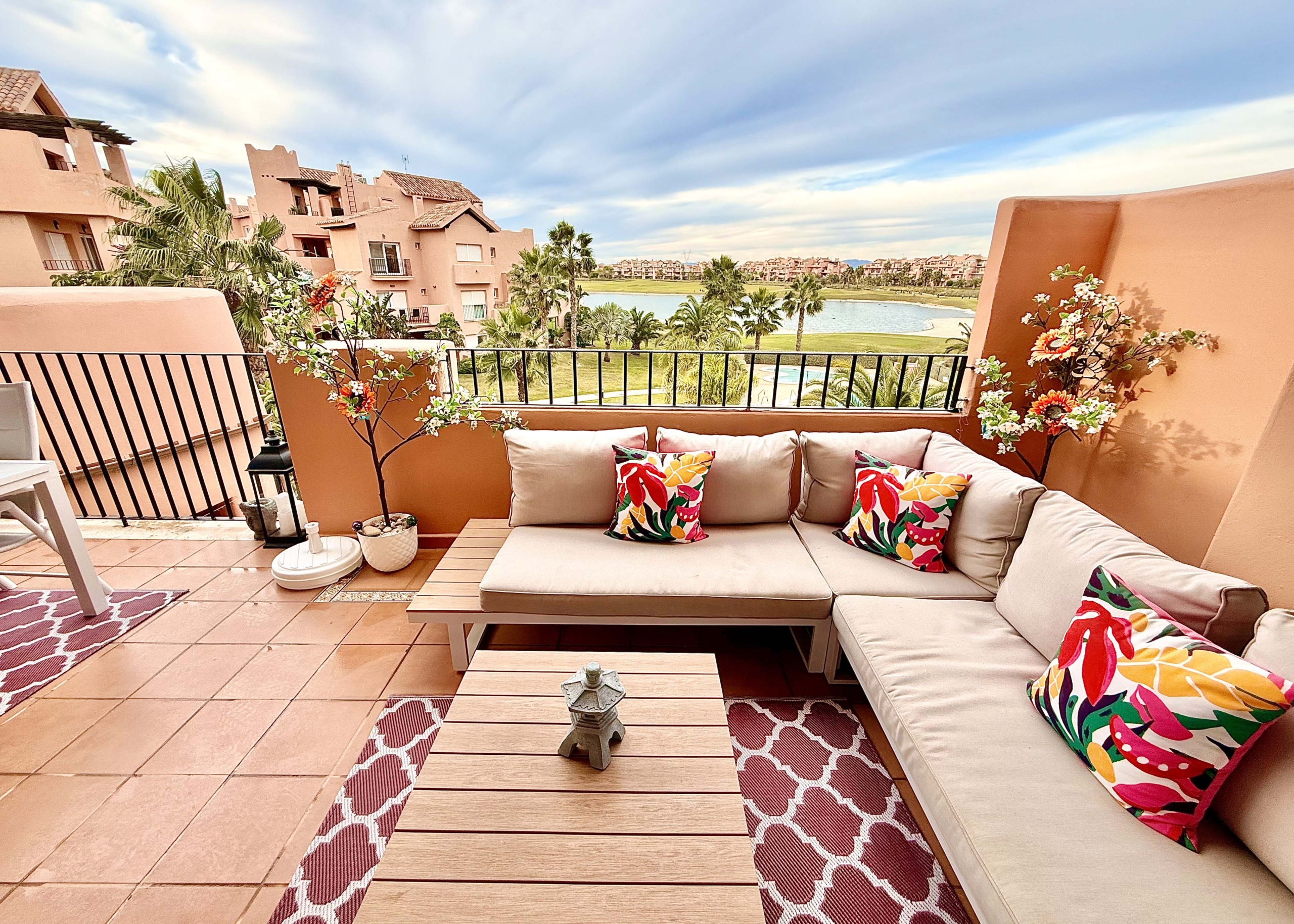 2-Bed Elegant Apartment with West-facing terrace overlooking lake, golf course and pool at Mar Menor Golf Resort by Levante Properties.