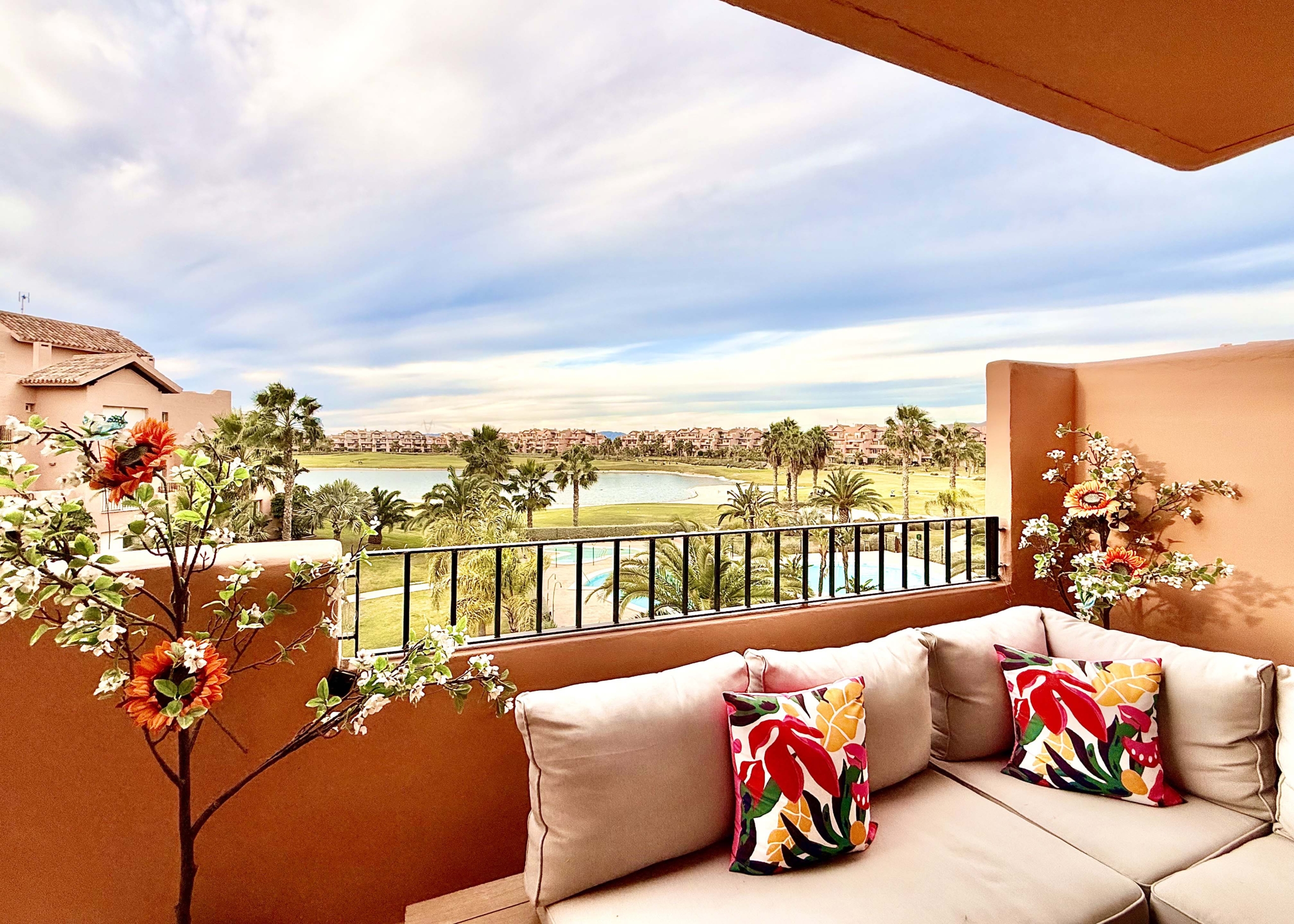 2-Bed Elegant Apartment with West-facing terrace overlooking lake, golf course and pool at Mar Menor Golf Resort by Levante Properties.