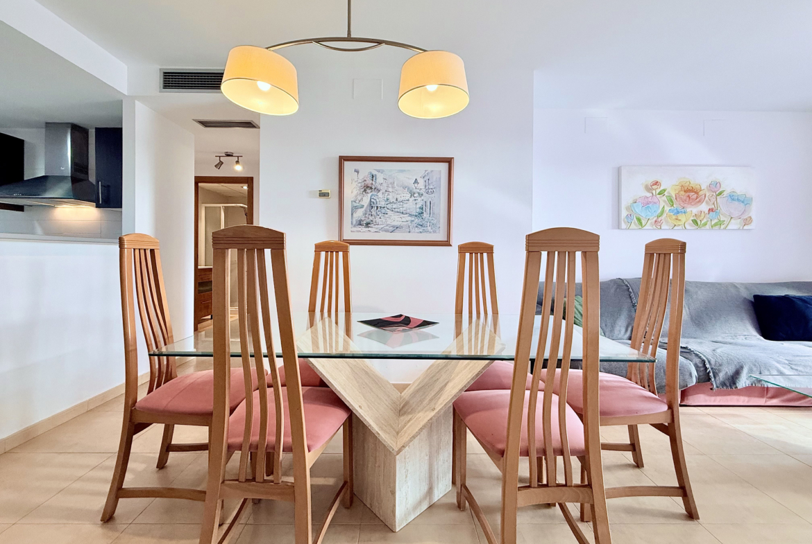 Open-plan living and dining area in a 2-Bed South Facing Apartment at Mar Menor Golf Resort by Levante Properties