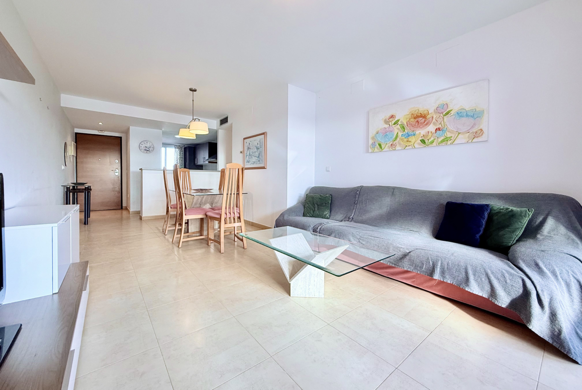 Open-plan living and dining area in a 2-Bed South Facing Apartment at Mar Menor Golf Resort by Levante Properties