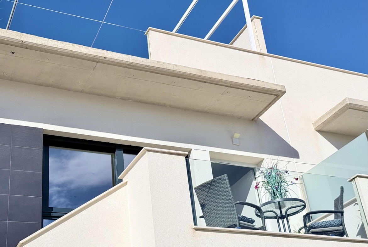 San Pedro del Pinatar top floor apartment front terrace Levante Properties