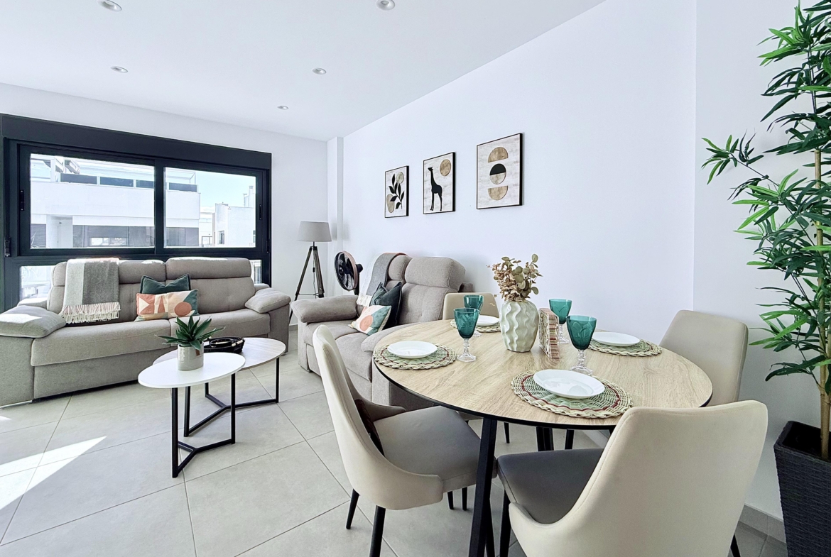 San Pedro del Pinatar top floor apartment open-plan living area Levante Properties