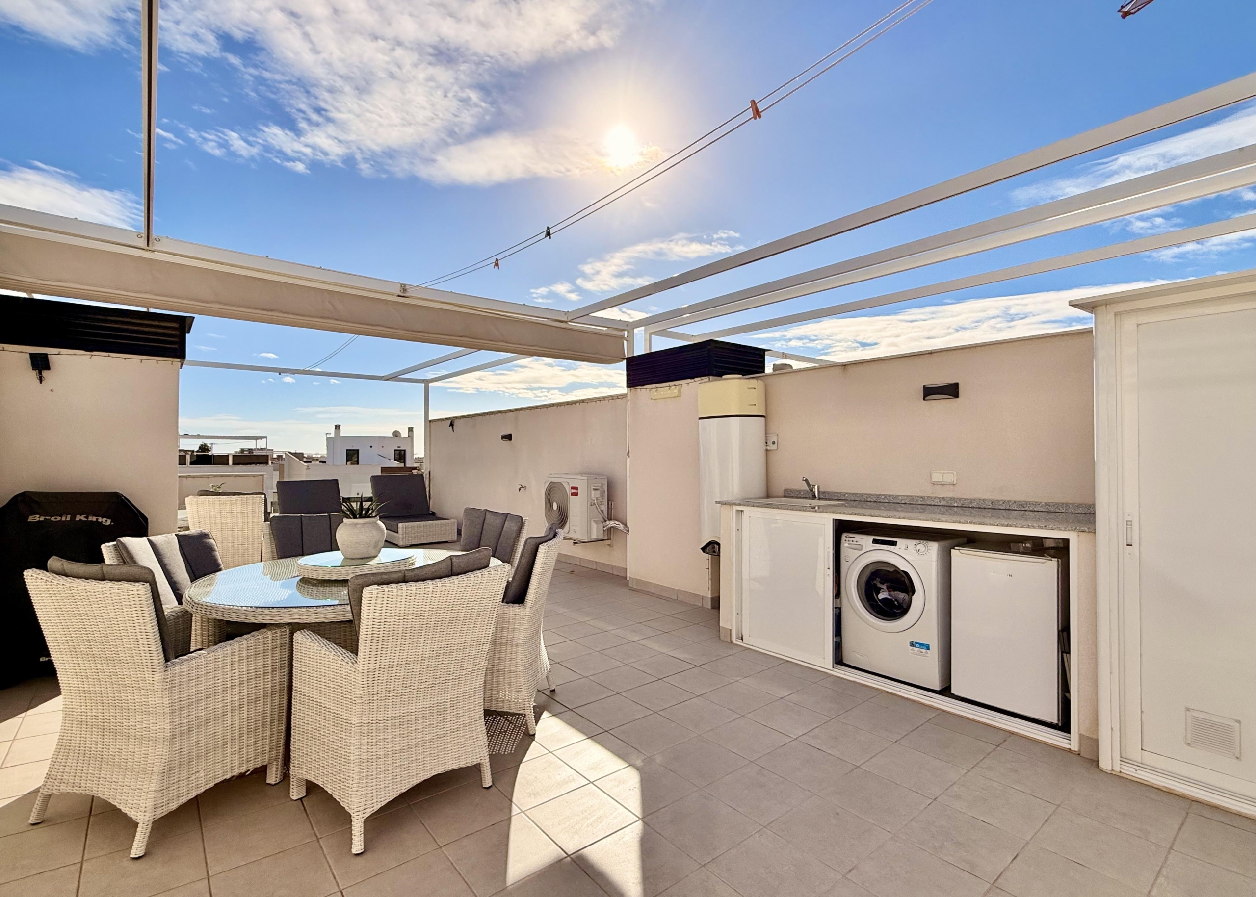 San Pedro del Pinatar top floor apartment private solarium Levante Properties