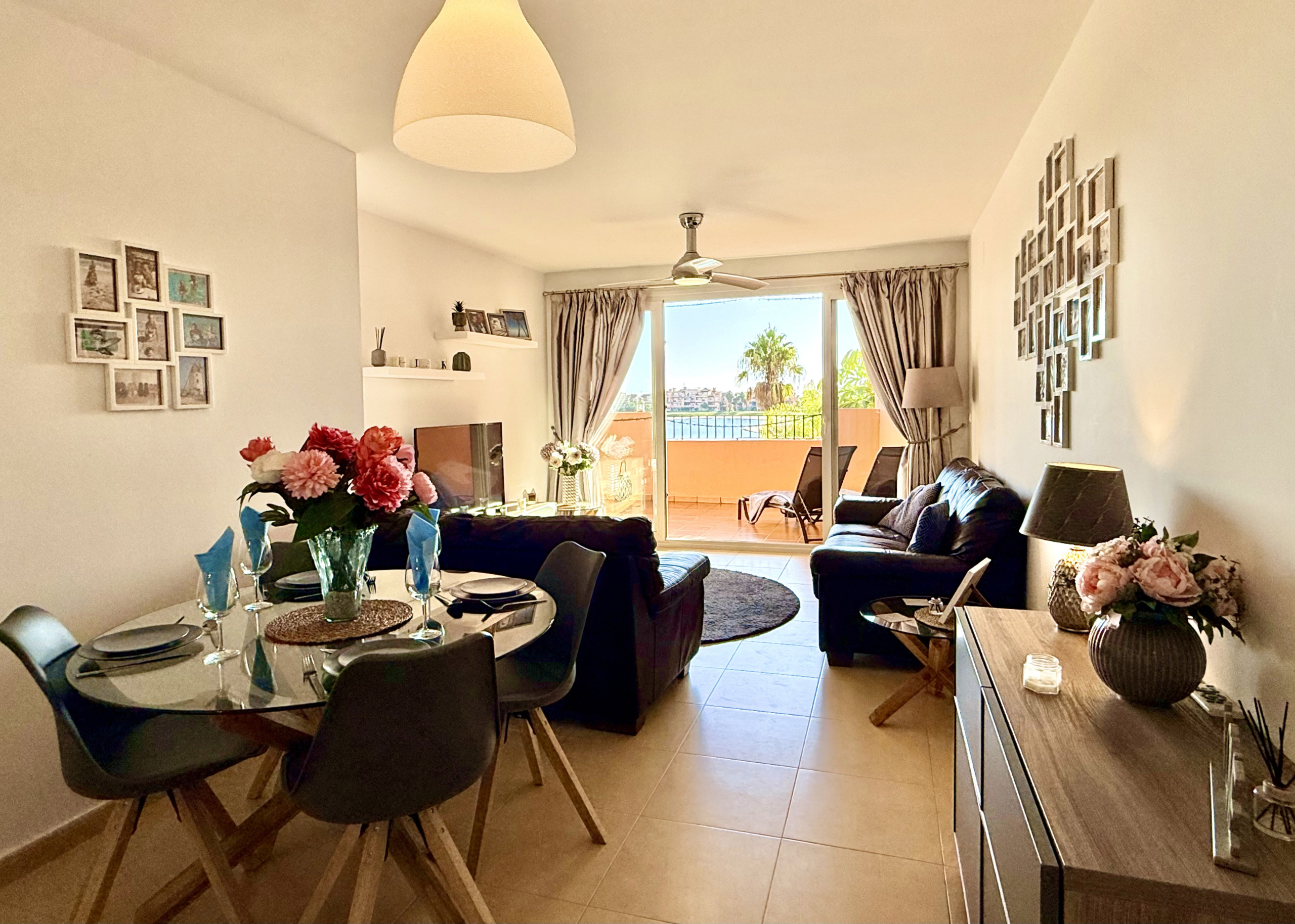 Open plan living and dining area in Mar Menor Golf Resort apartment by Levante Properties