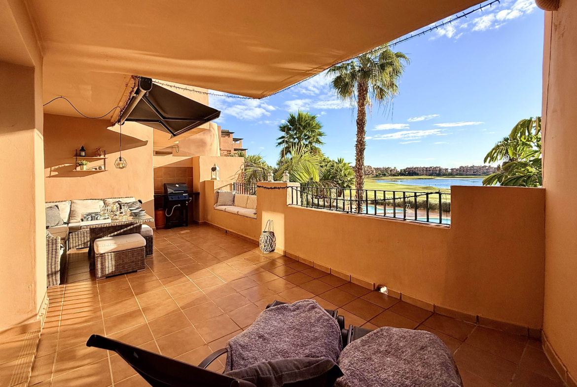 Apartment with golf and lake views at Mar Menor Golf Resort by Levante Properties