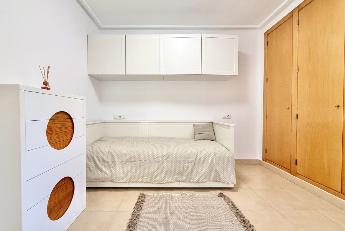 Second bedroom in exclusive 4 bed villa for sale on Mar Menor Golf Resort – Levante Properties