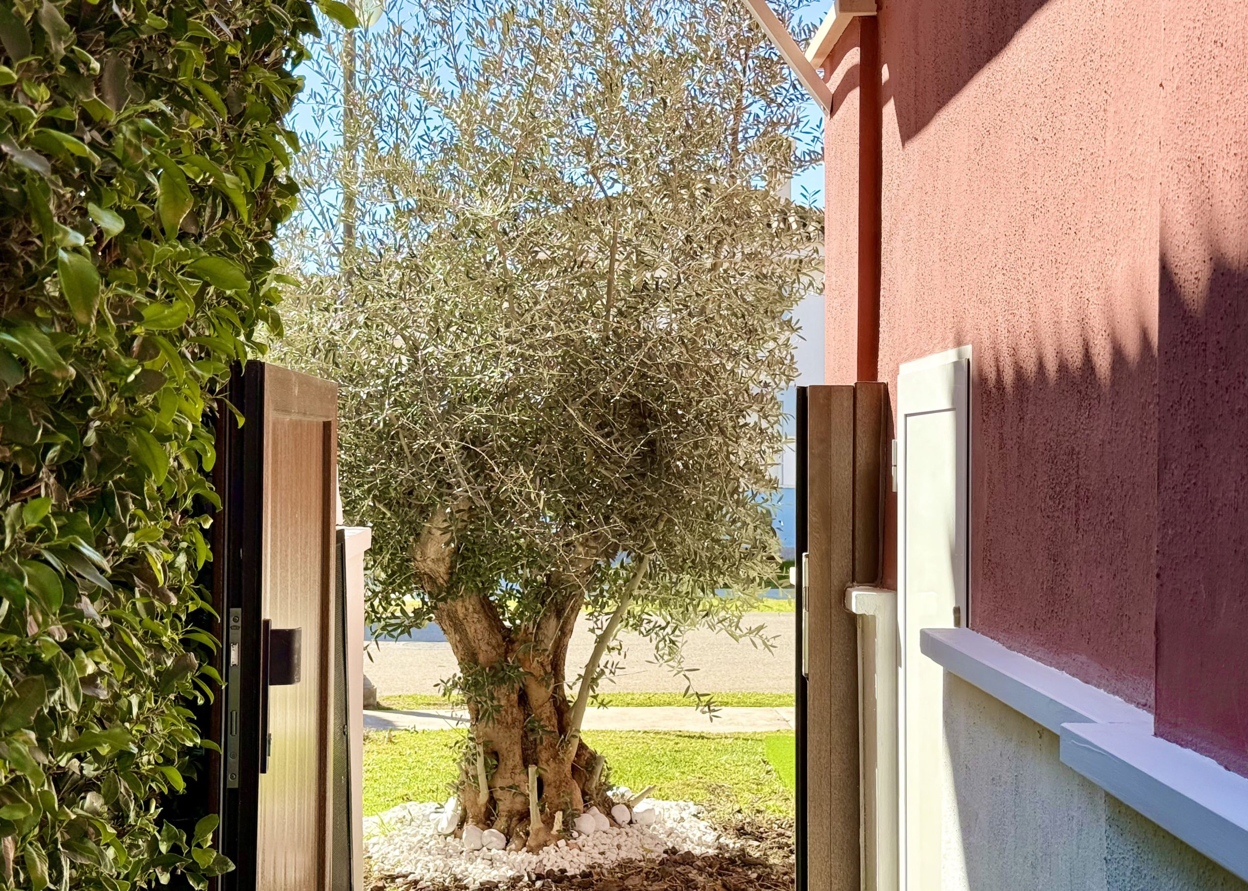 Outside storage room at exclusive 4 bed villa for sale on Mar Menor Golf Resort – Levante Properties