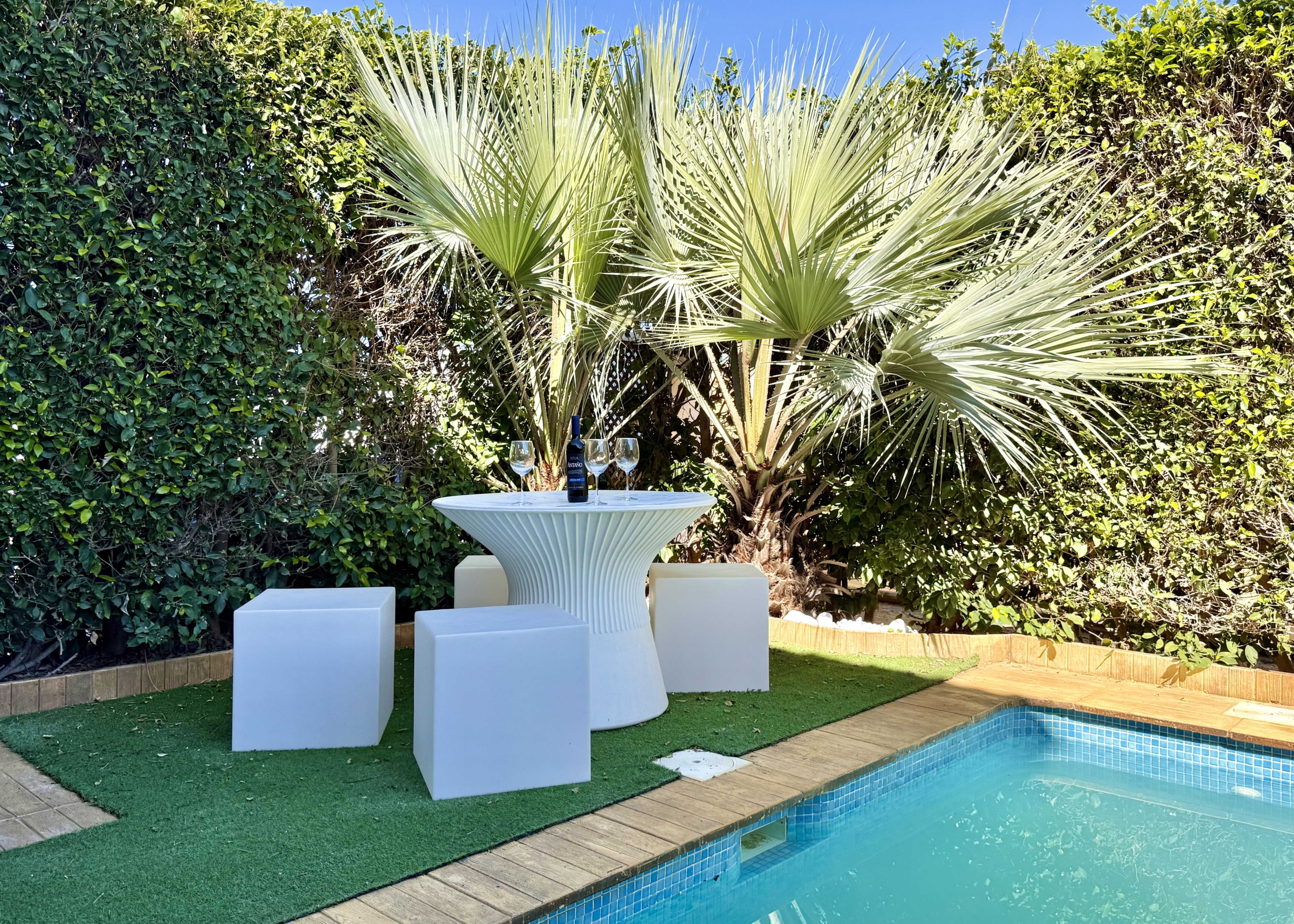 Private swimming pool and garden at exclusive 4 bed villa for sale on Mar Menor Golf Resort – Levante Properties