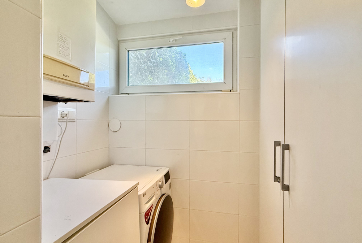 Utility room in exclusive 4 bed villa for sale on Mar Menor Golf Resort – Levante Properties