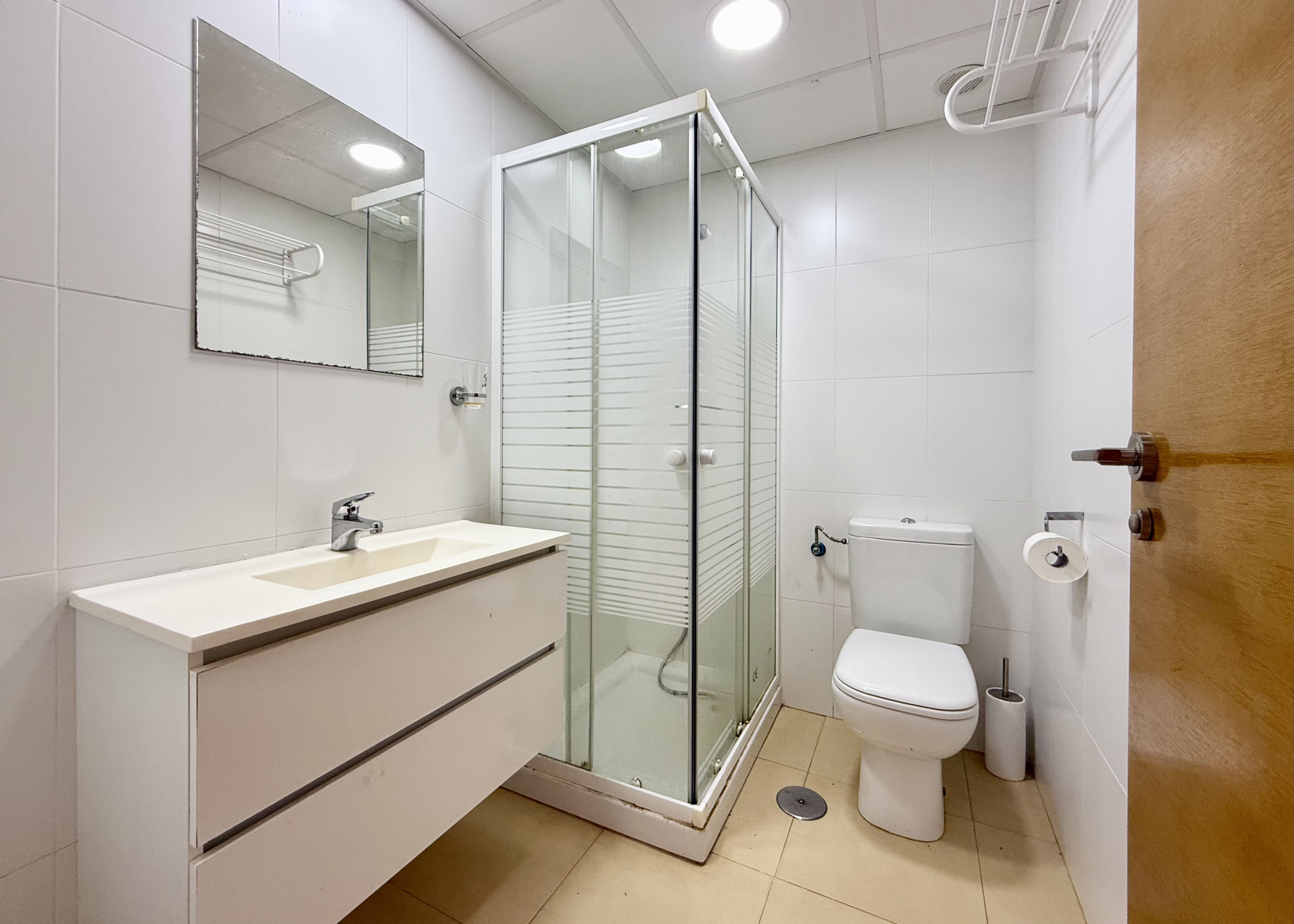 Guest shower room in penthouse at Mar Menor Golf Resort by Levante Properties