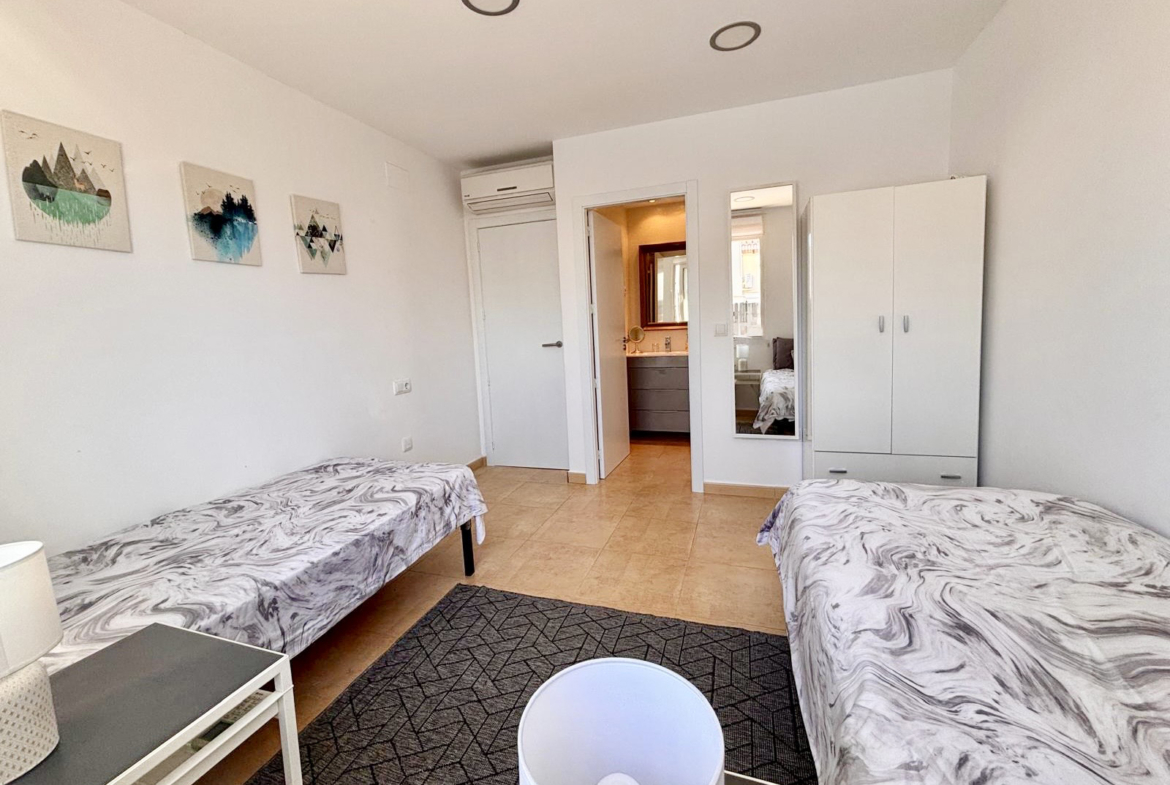 Master bedroom with ensuite in Rondella villa Mar Menor Golf Resort Levante Properties