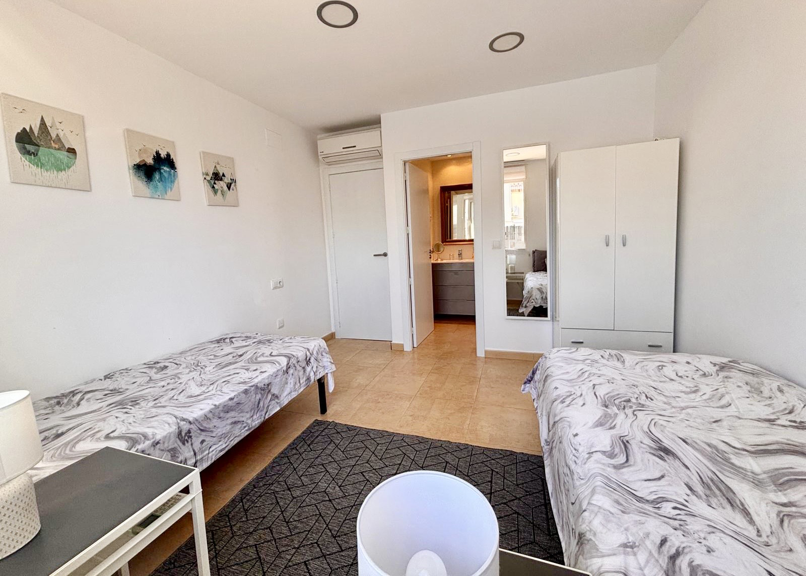 Master bedroom with ensuite in Rondella villa Mar Menor Golf Resort Levante Properties