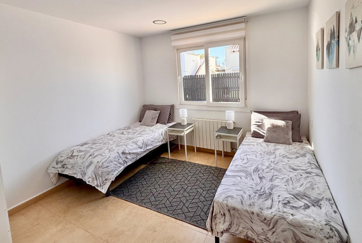 Master bedroom with ensuite in Rondella villa Mar Menor Golf Resort Levante Properties