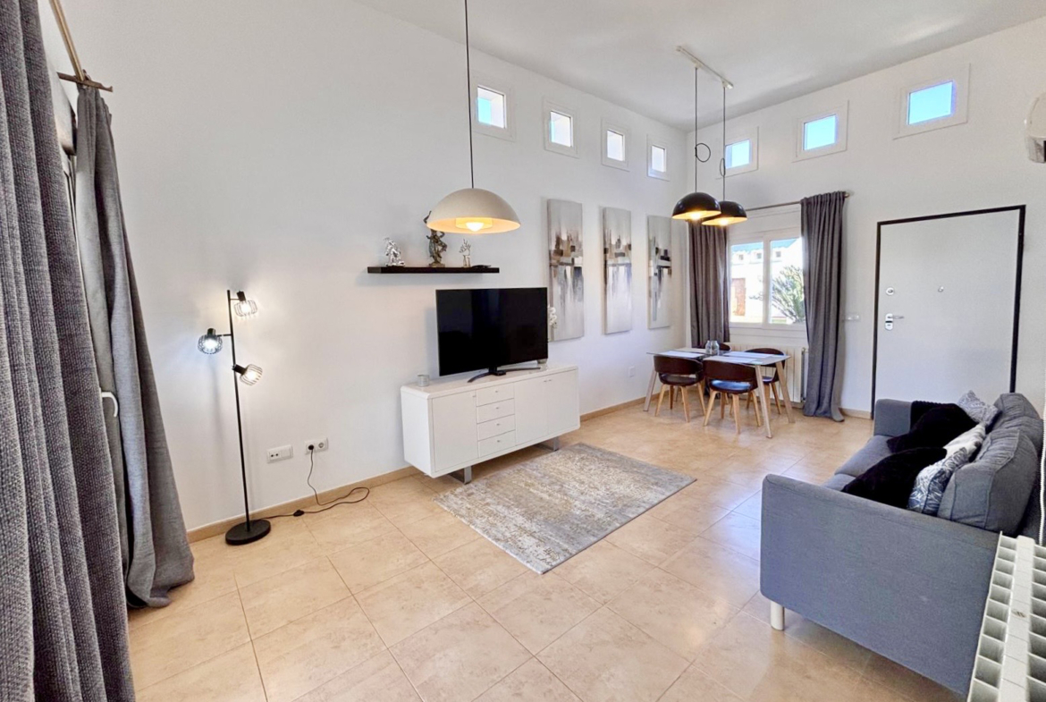 Bright living room in Mar Menor Golf Resort villa for sale Levante Properties