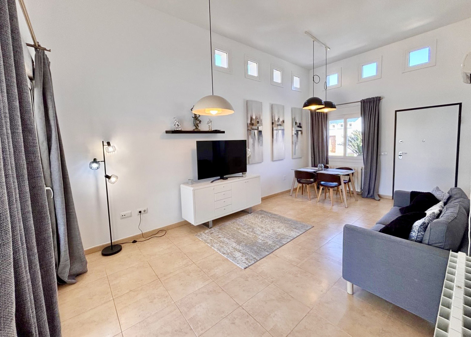 Bright living room in Mar Menor Golf Resort villa for sale Levante Properties