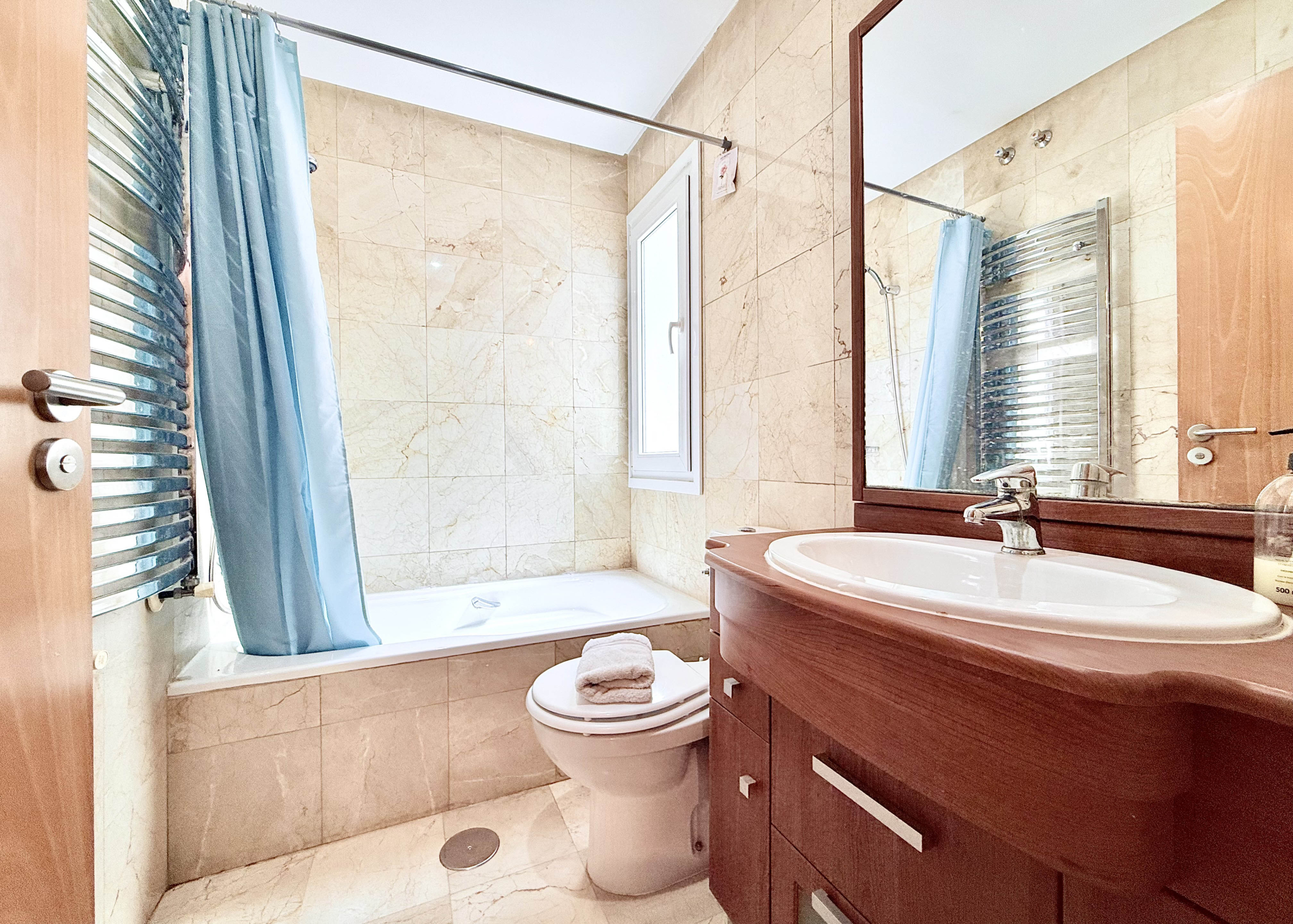 En suite bathroom in Ciervo villa Mar Menor Golf Resort Levante Properties