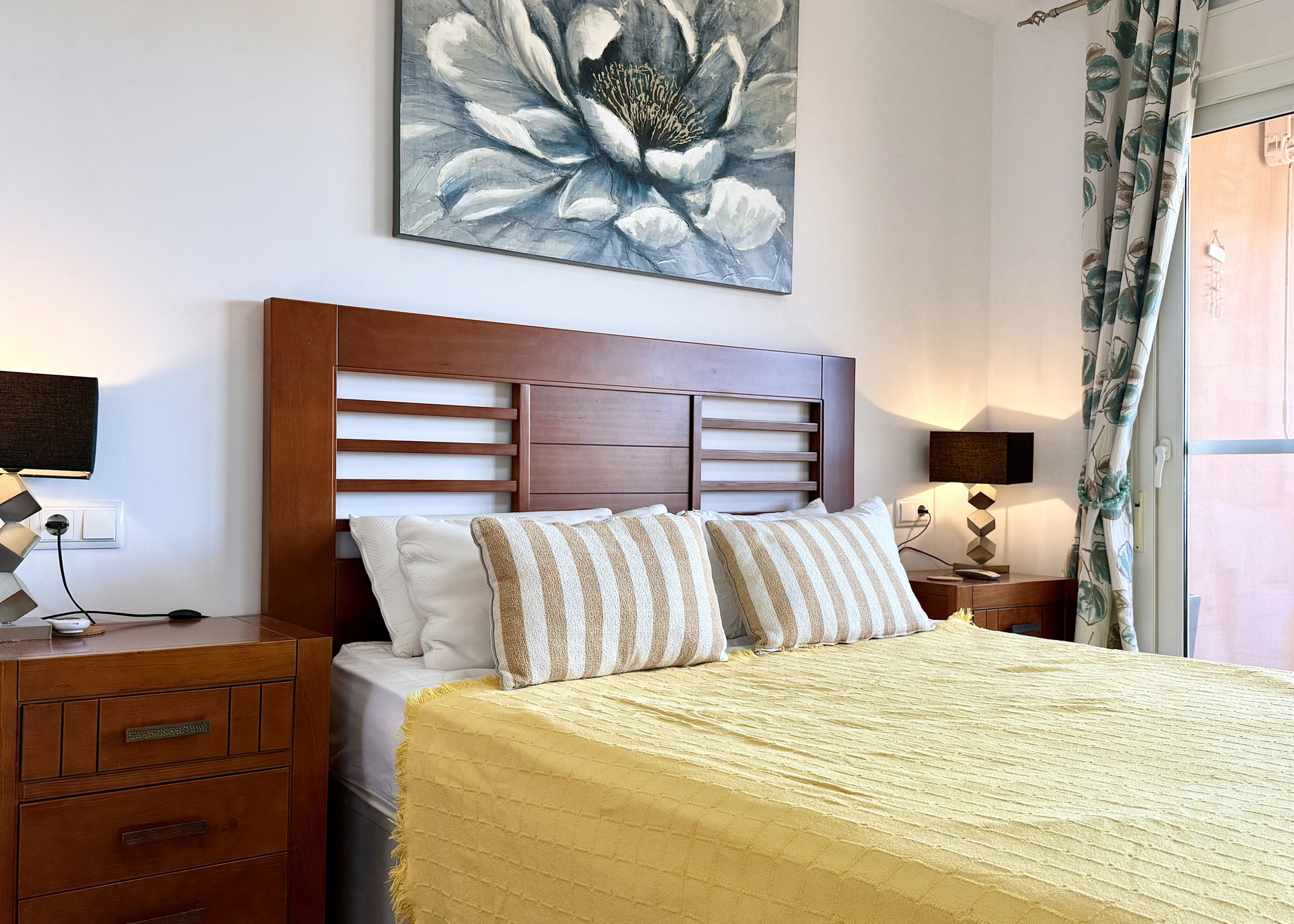 Master bedroom with en suite at Mar Menor Golf Resort Levante Properties