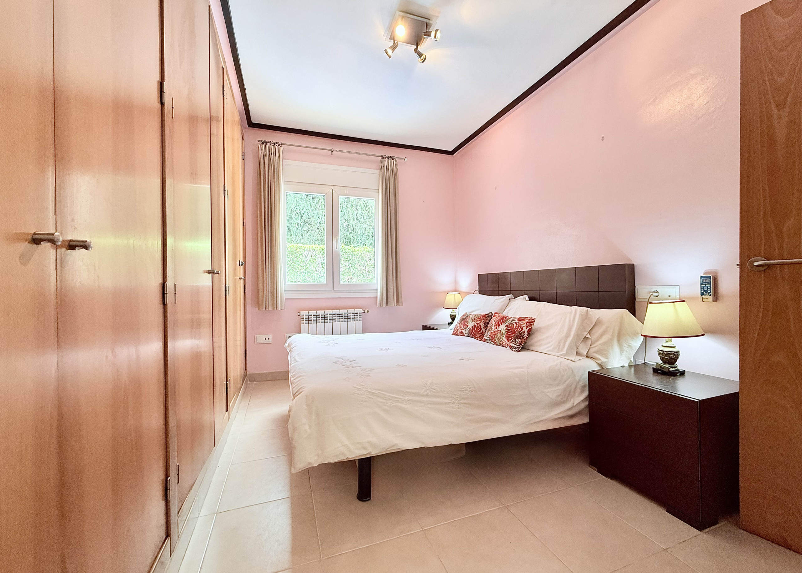 Master bedroom with en suite in Ciervo villa Mar Menor Golf Resort Levante Properties