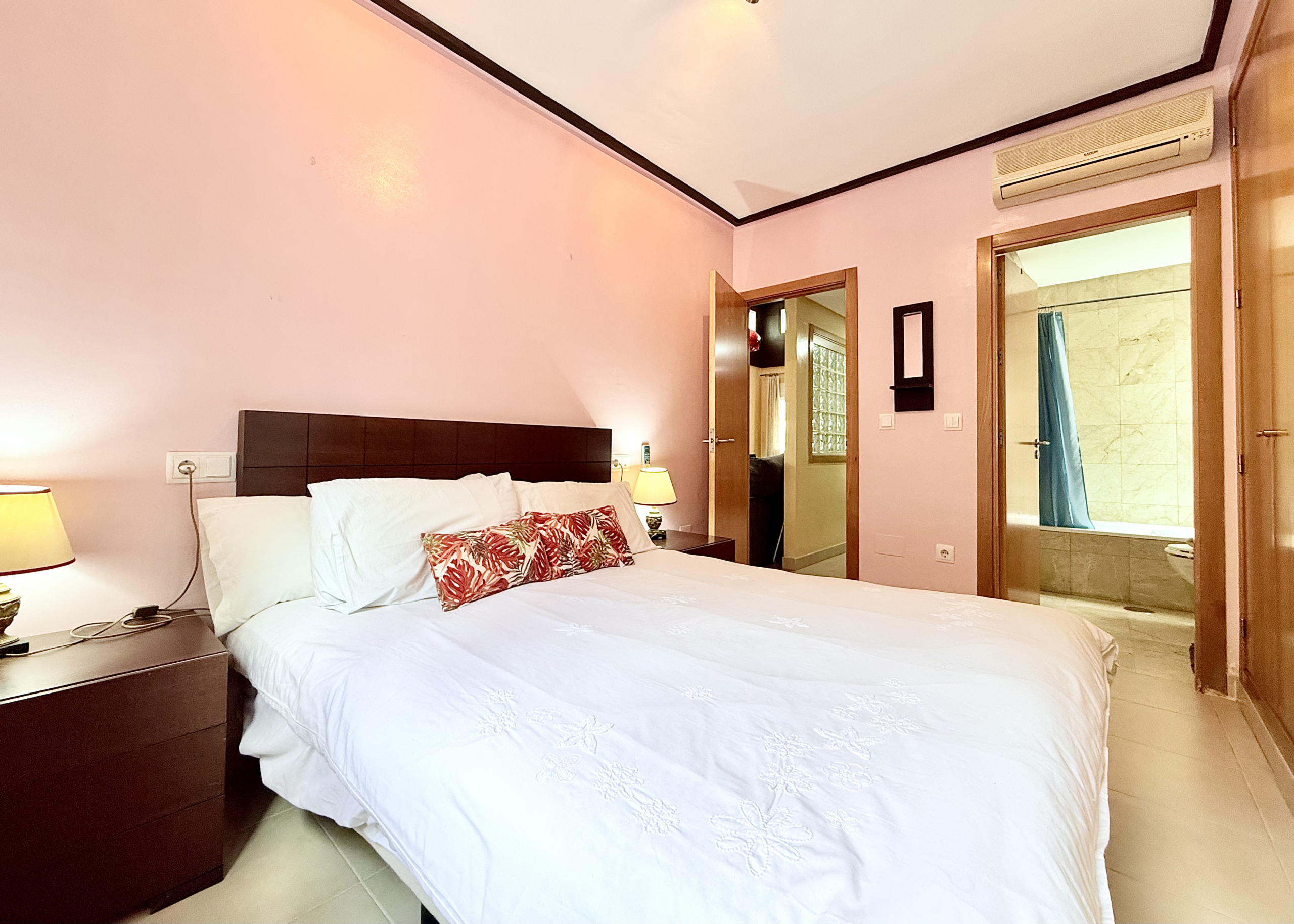 Master bedroom with en suite in Ciervo villa Mar Menor Golf Resort Levante Properties