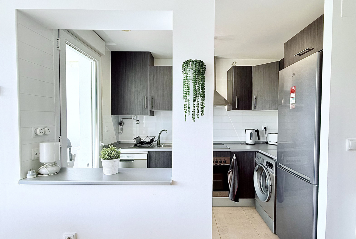 Modern kitchen in Calblanque villa at Mar Menor Golf Resort